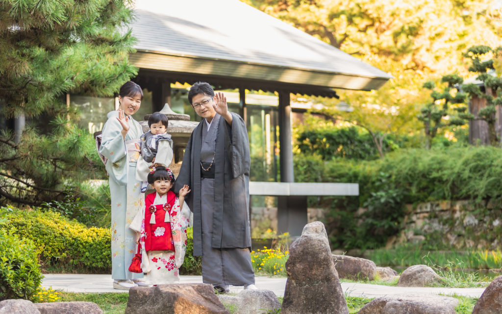 いぬづか写真室/西宮/写真館/フォトスタジオ/家族写真/ファミリーフォト/七五三/神社スナップ/七五三レンタル