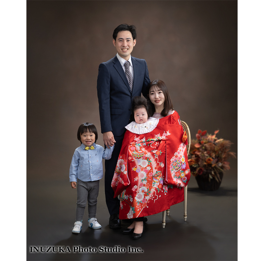 いぬづか写真室で撮影したお宮参り家族写真