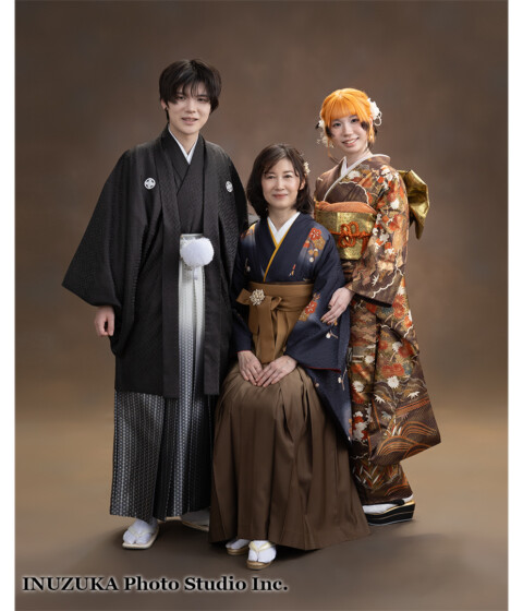 いぬづか写真室で撮影した成人式の家族写真
